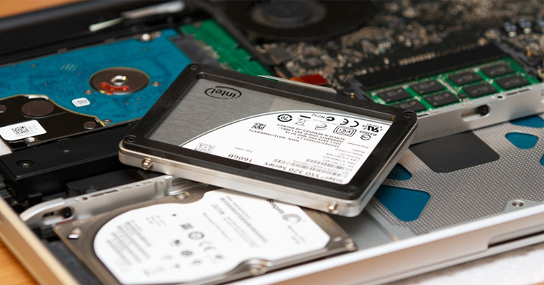 L'importance des SSD et disques durs pour le gaming